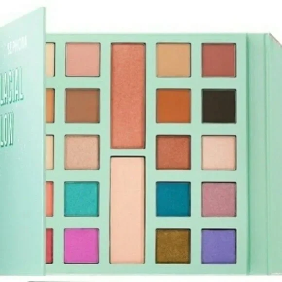 NEW SEPHORA Glacial Glow Winter Holiday Season Eyeshadow & Highlight Palette - Picture 2 of 5